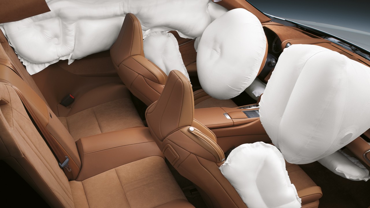 Lexus LC airbags 
